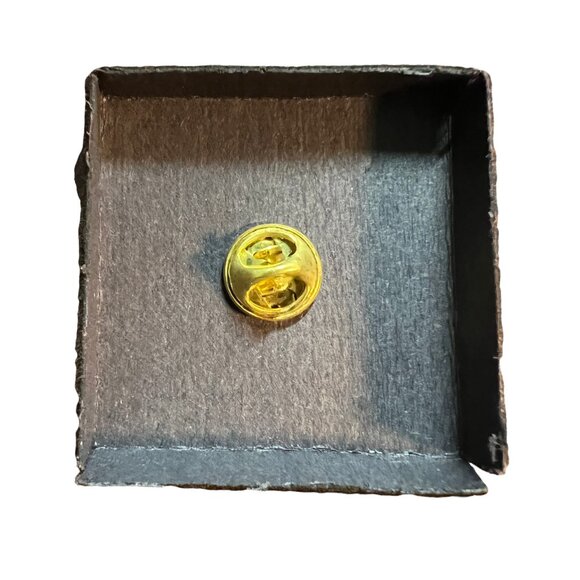 McDonalds Pin 6 Months Service Crew Member Employee Vintage‎ 1980s - Picture 5 of 6